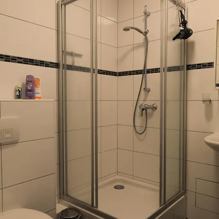 Apartment 06 *